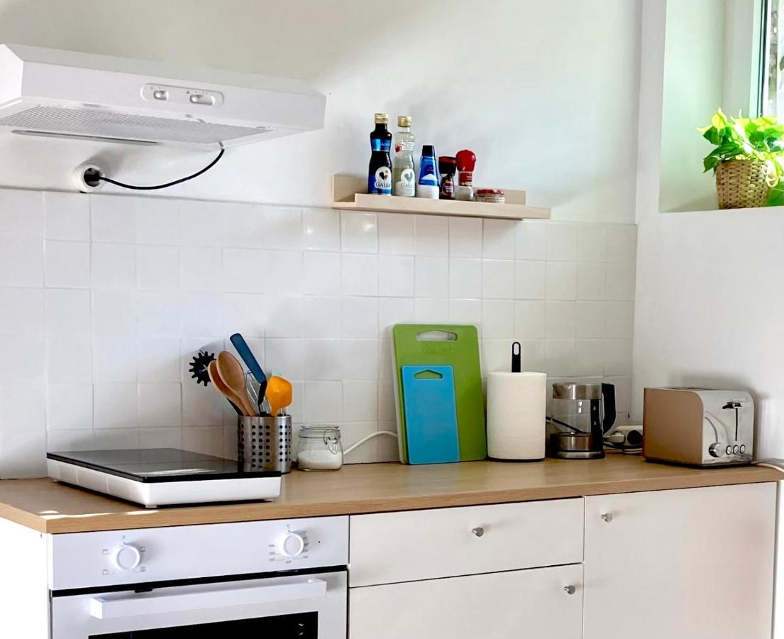 Apartment Quiet With Garden 8 Min From Estoril